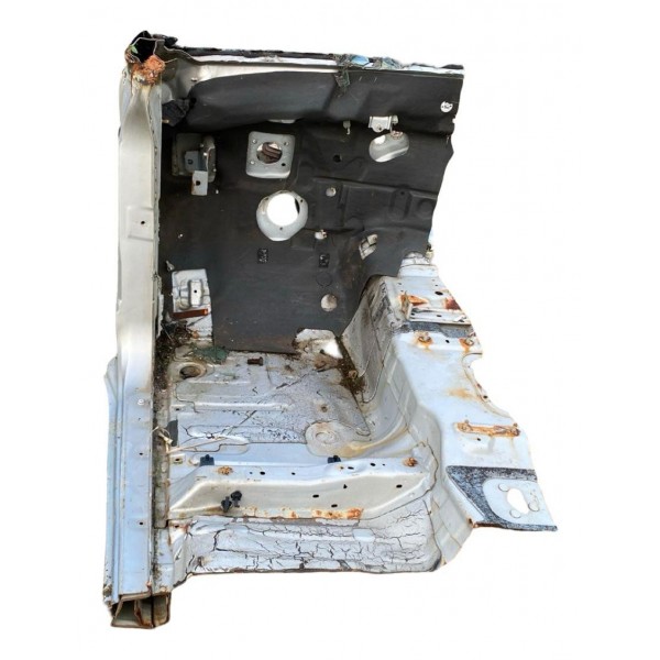 Caixa Roda Dianteira Esquerda L200 Triton 2008 2009 A 2016 Branco